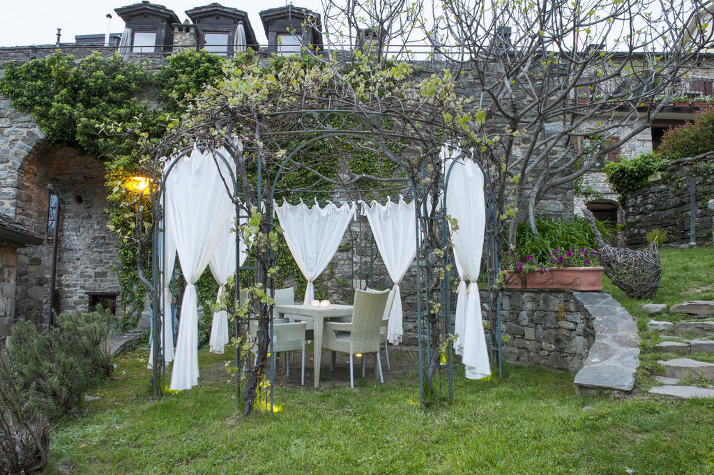 Borgo Casale ξενώνας Albareto  Εξωτερικό φωτογραφία